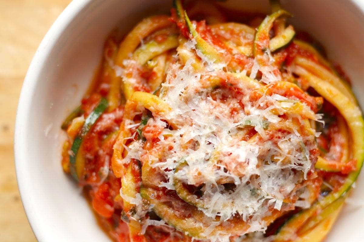 Zoodles (Zucchini Noodles) with Tomatoes and Capers Recipe - A