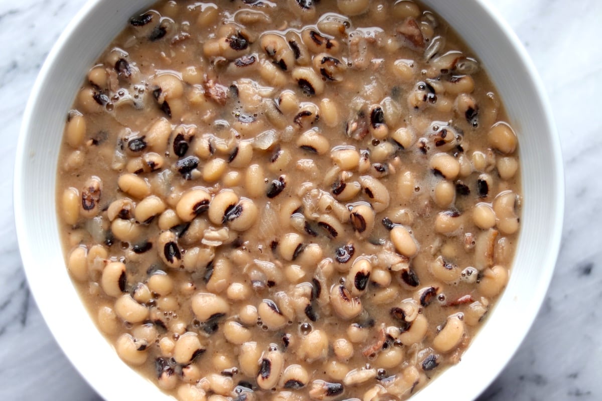 Black-Eyed Peas Recipe | The Hungry Hutch
